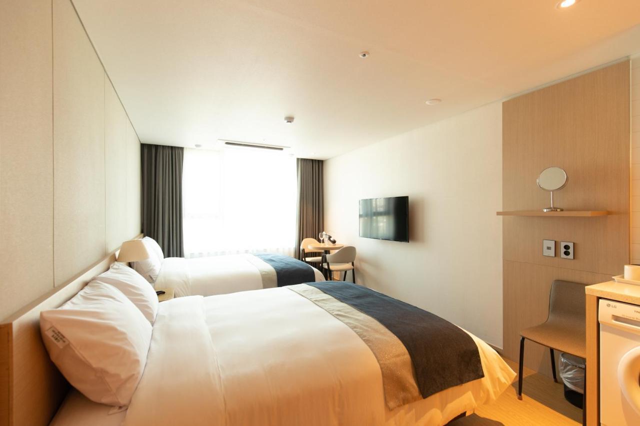 Hotel Winstory Seogwipo Eksteriør billede